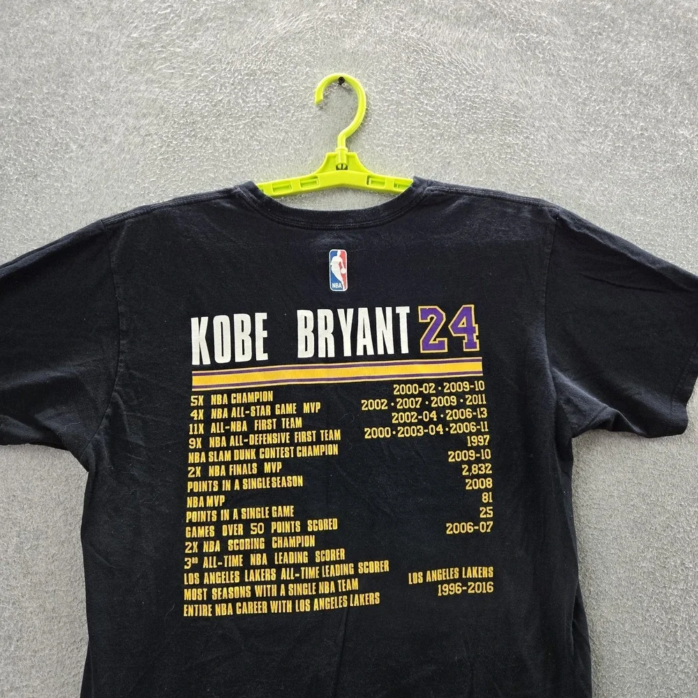 Los Angeles Lakers Men Shirt‎ L Black Adidas Graphic Kobe Bryant The Go-To Tee